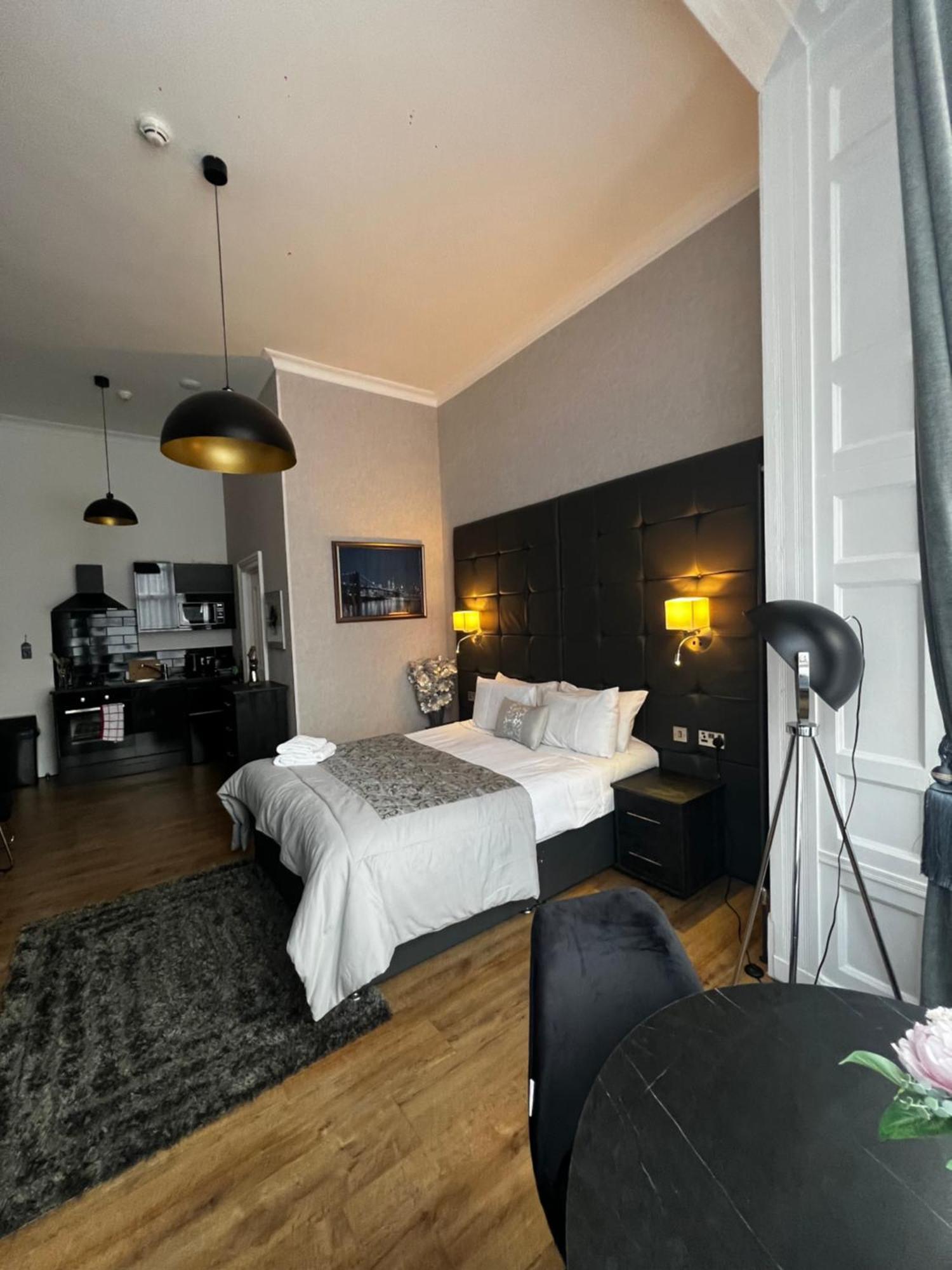 Amani Apartments - Glasgow City Centre Екстер'єр фото