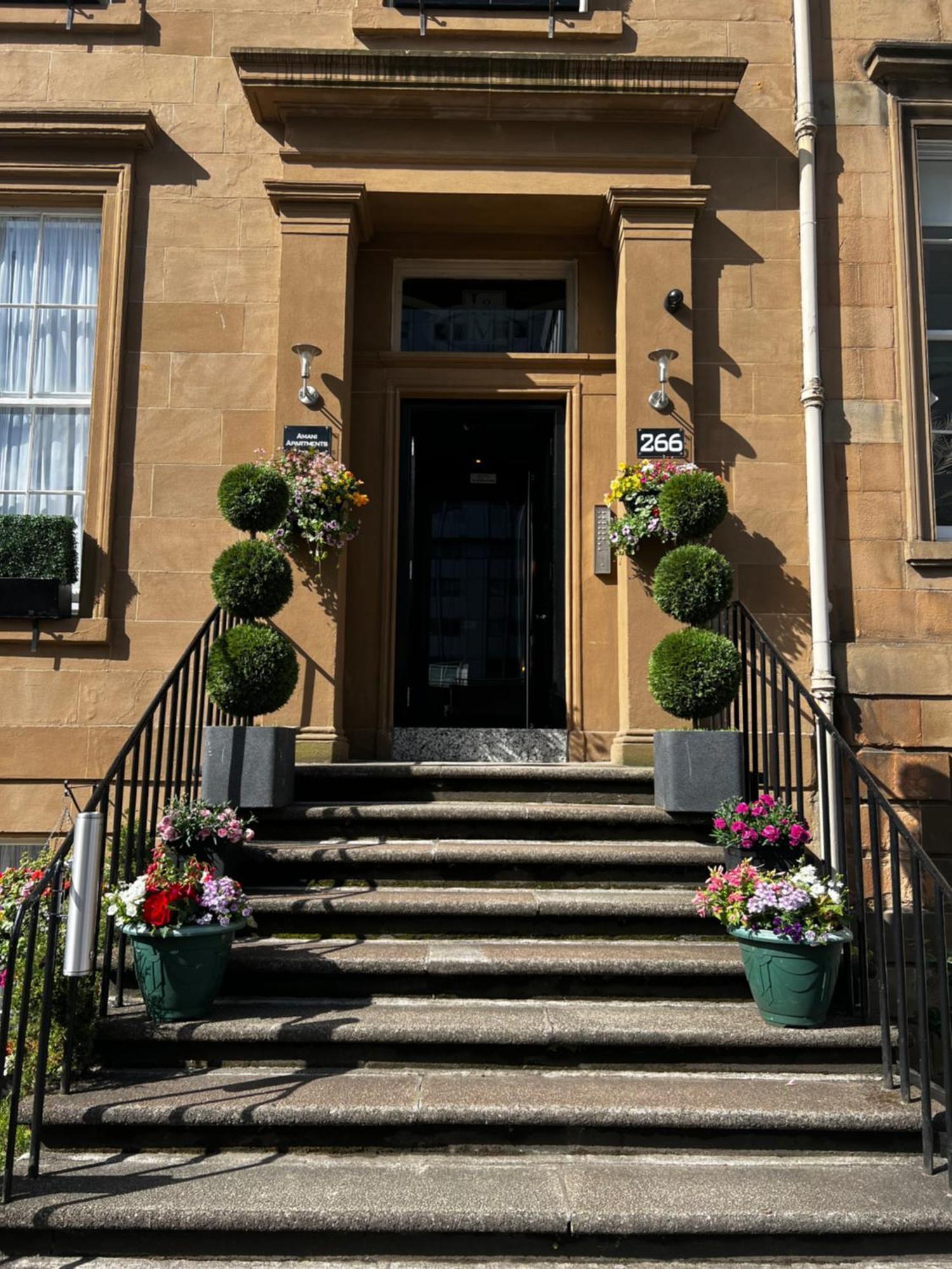 Amani Apartments - Glasgow City Centre Екстер'єр фото