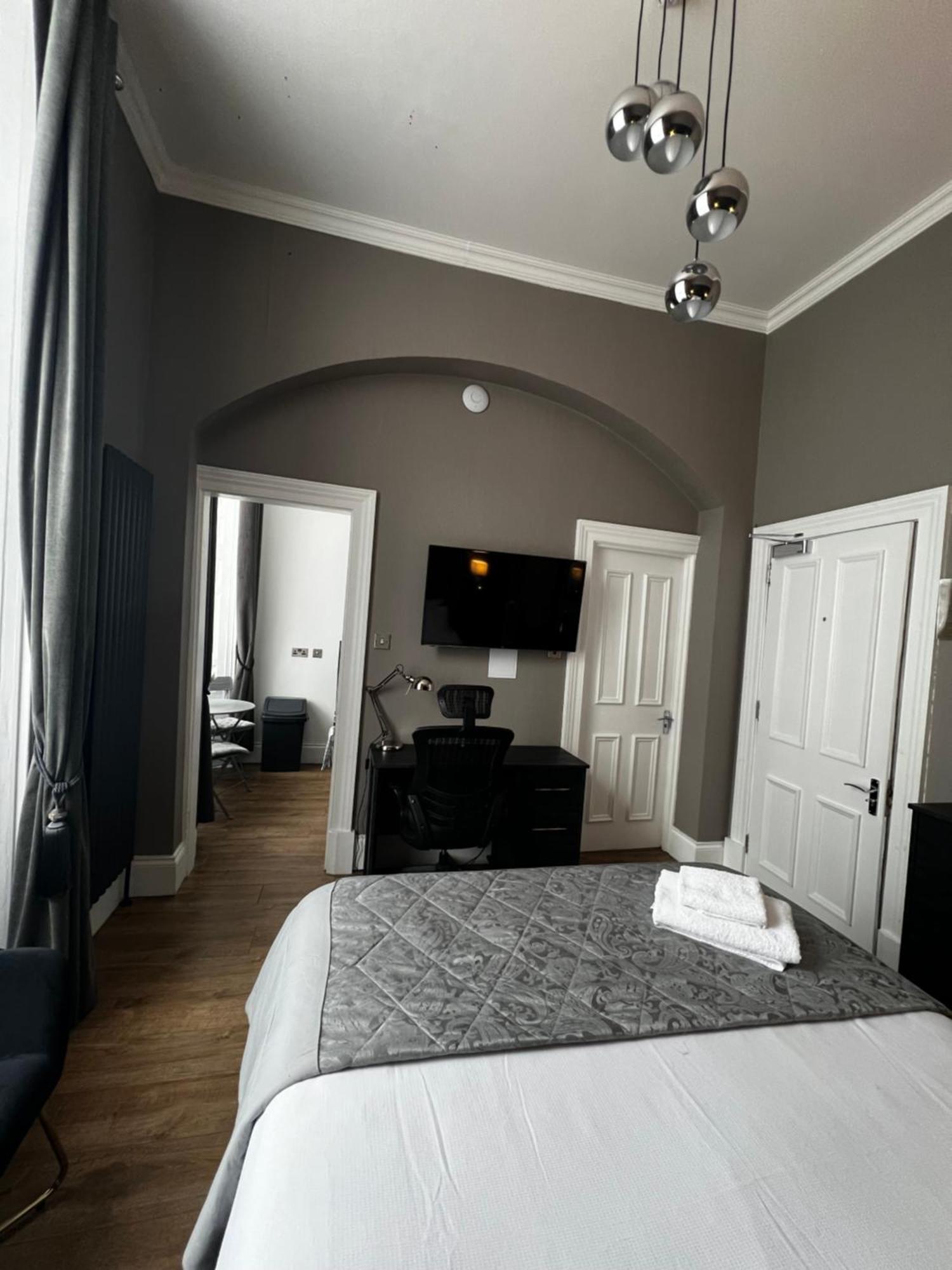 Amani Apartments - Glasgow City Centre Екстер'єр фото