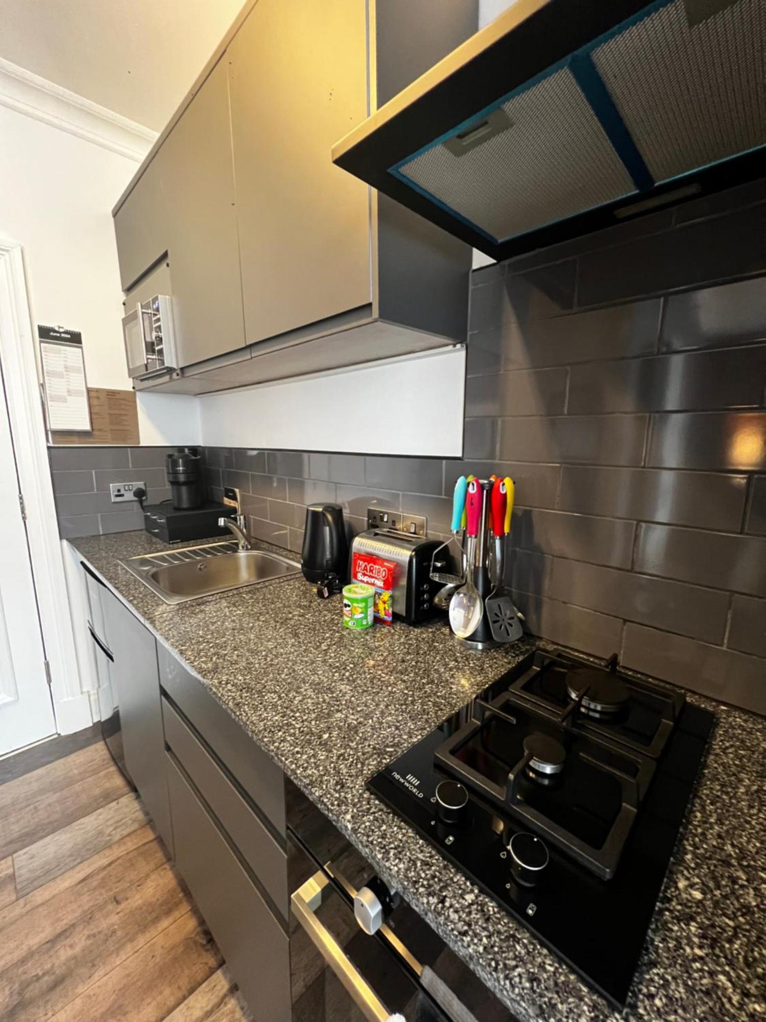 Amani Apartments - Glasgow City Centre Екстер'єр фото