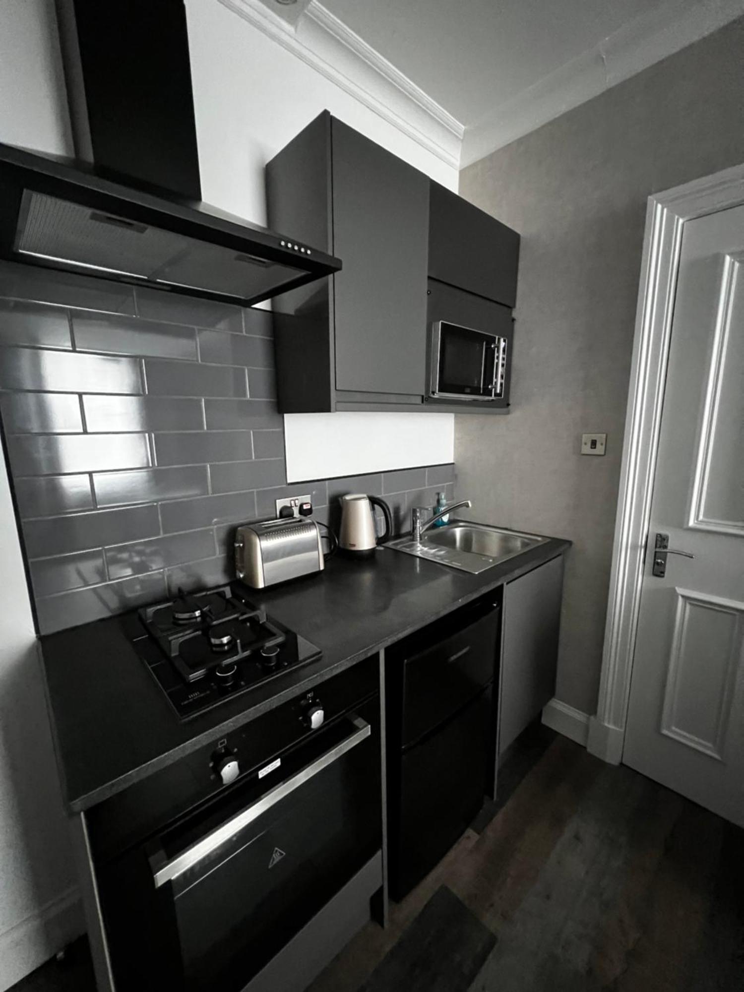 Amani Apartments - Glasgow City Centre Екстер'єр фото